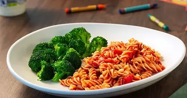 Olive Garden Kids Grilled Chicken with Rotini